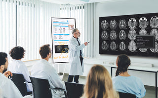Digital Signage in Healthcare: Improving Patient Experience